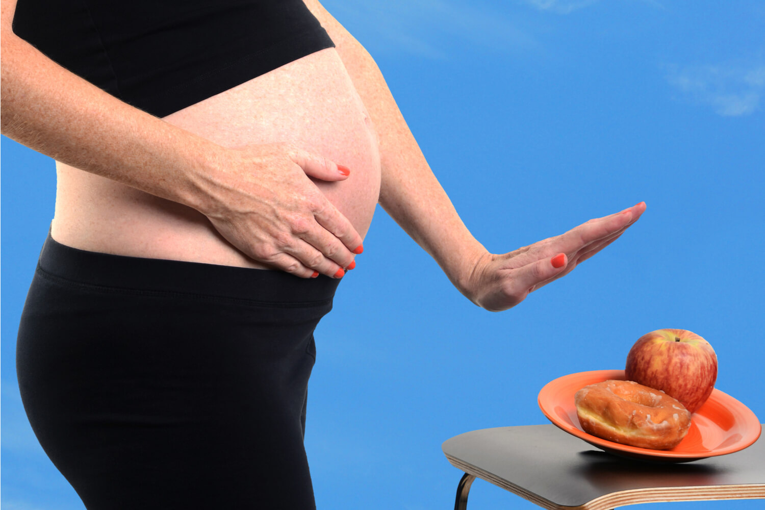 pregnant women saying no to food