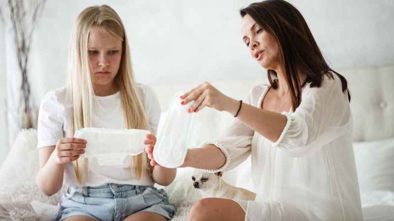 Mom talking About Periods To Your Girl