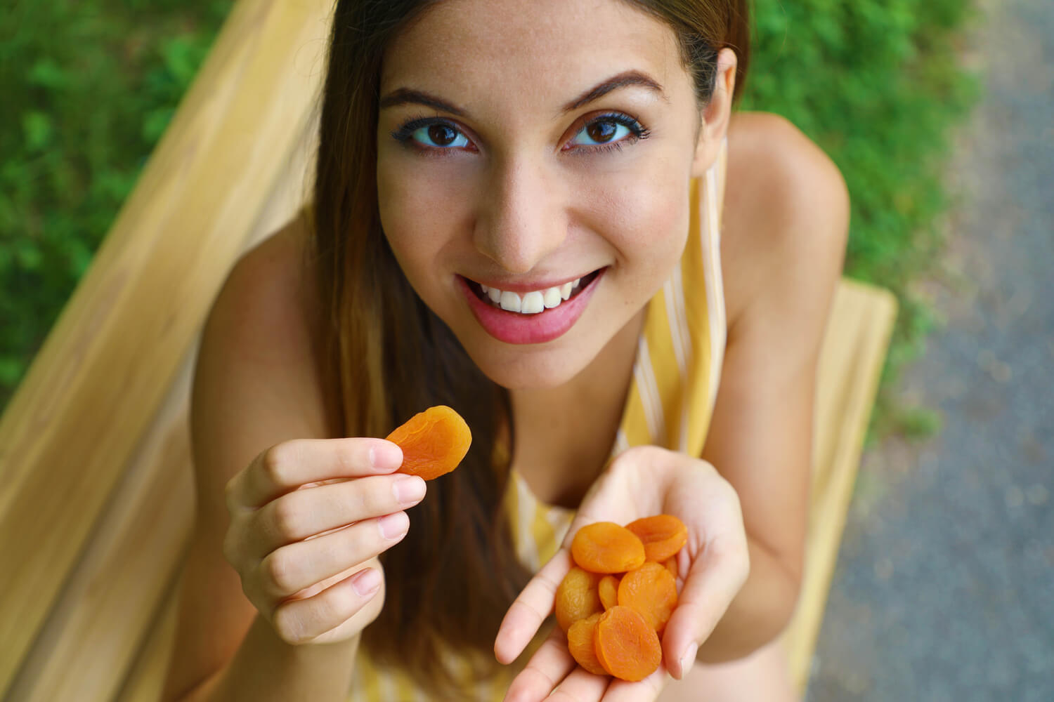 How to eat apricot during pregnancy