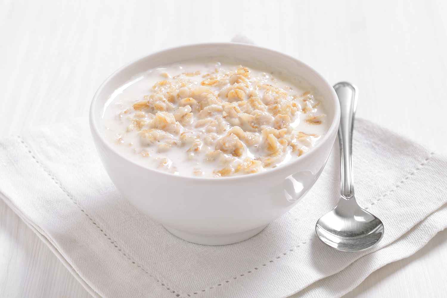 oatsmeal- food to eat in second month of pregnancy