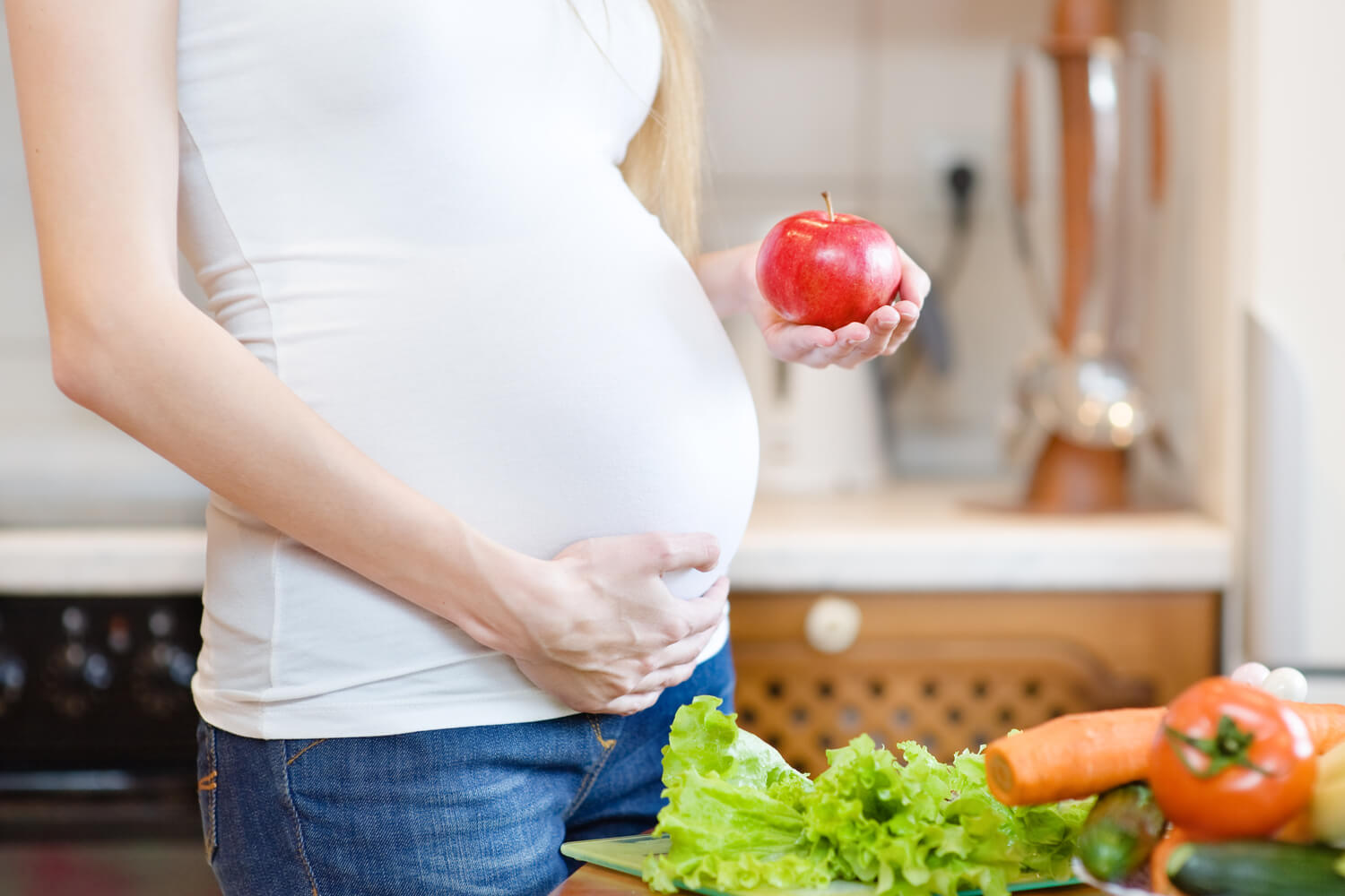 Benefits of Apples During Pregnancy