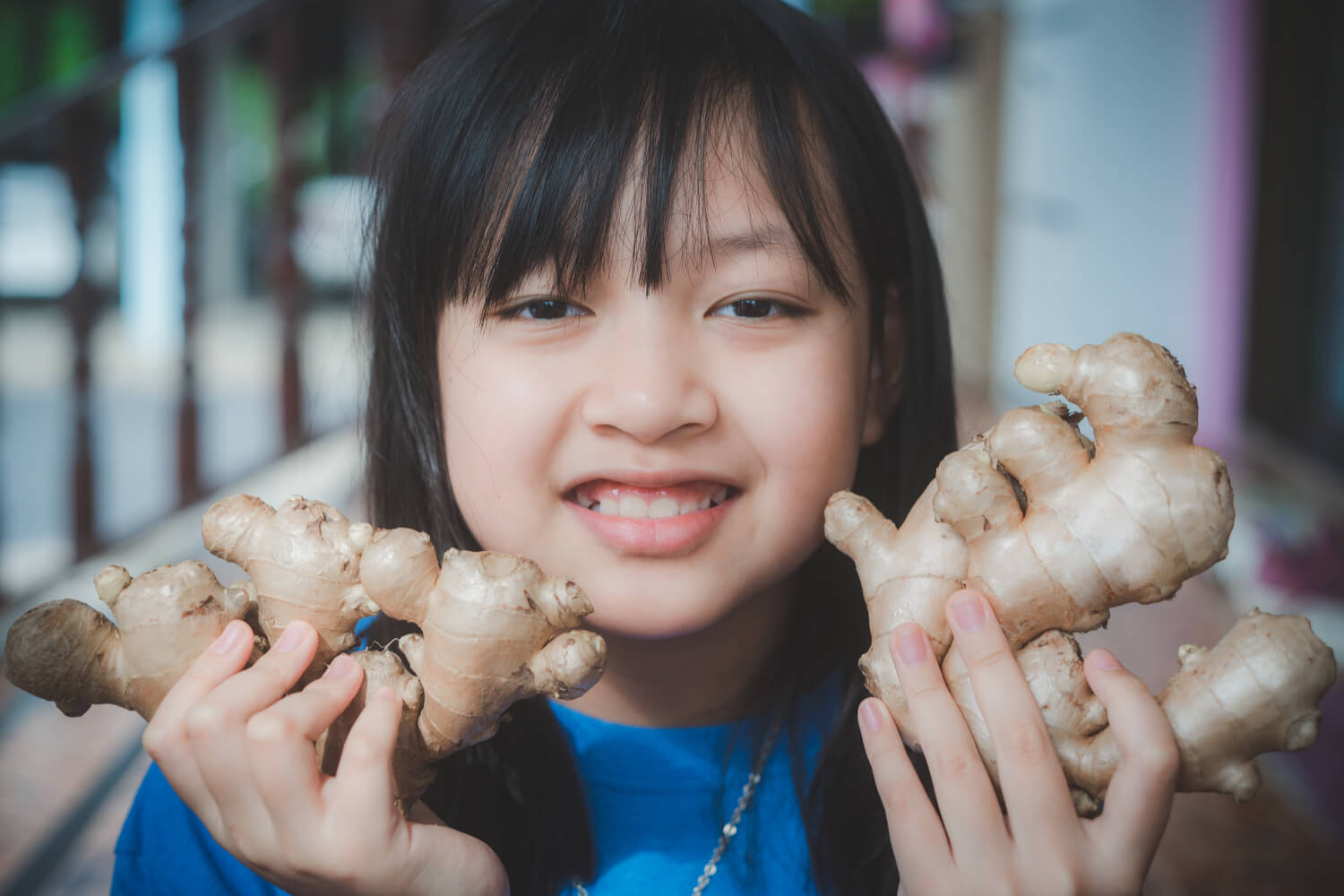 10 ways of treating cold And Cough in children with ginger