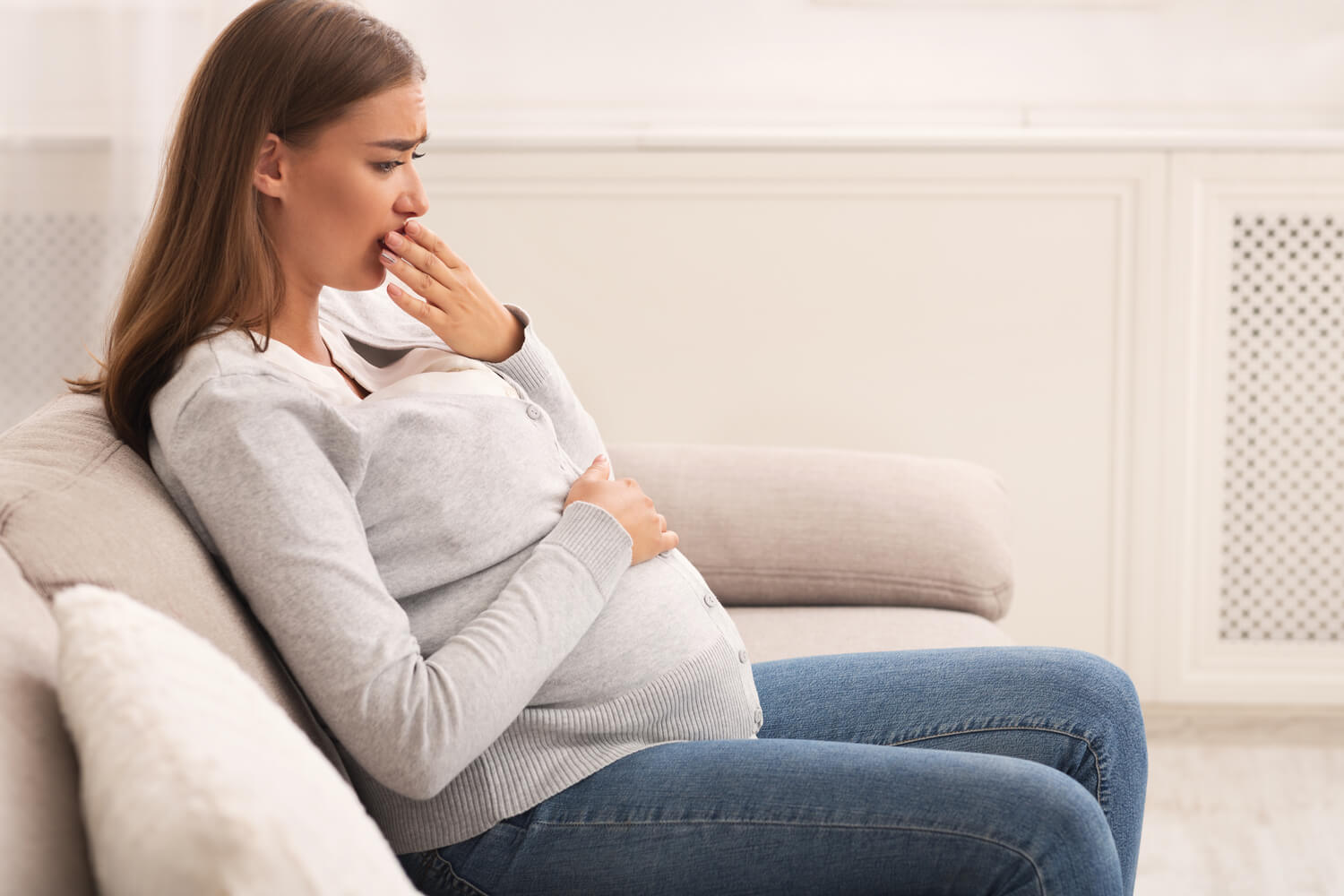 Symptoms of Bad Breath During Pregnancy