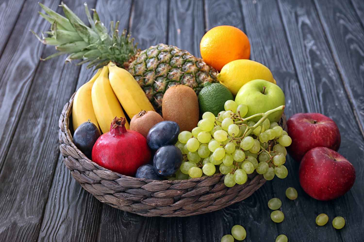 fruits - food to eat in first month of pregnancy