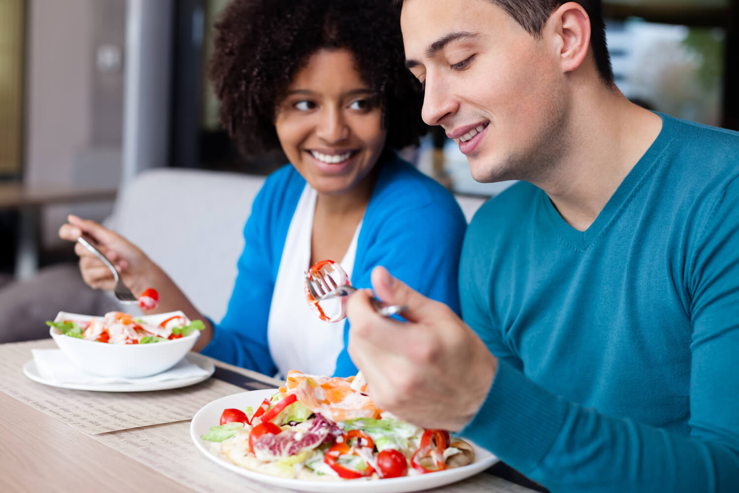 couple eating healthy food