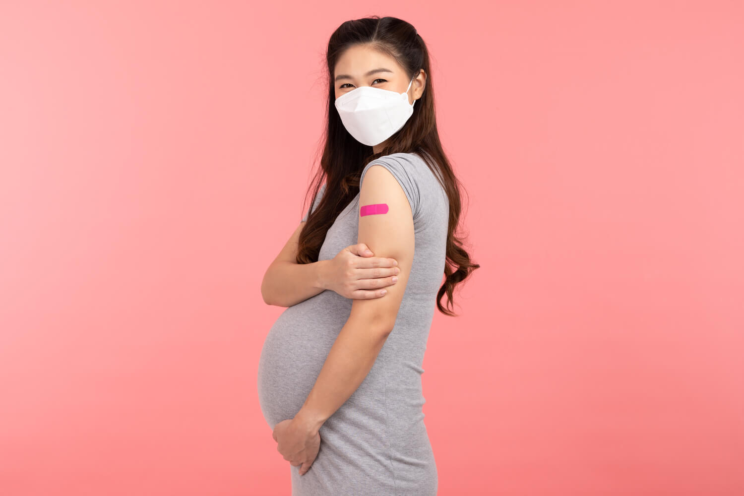 pregnant women vaccine concept