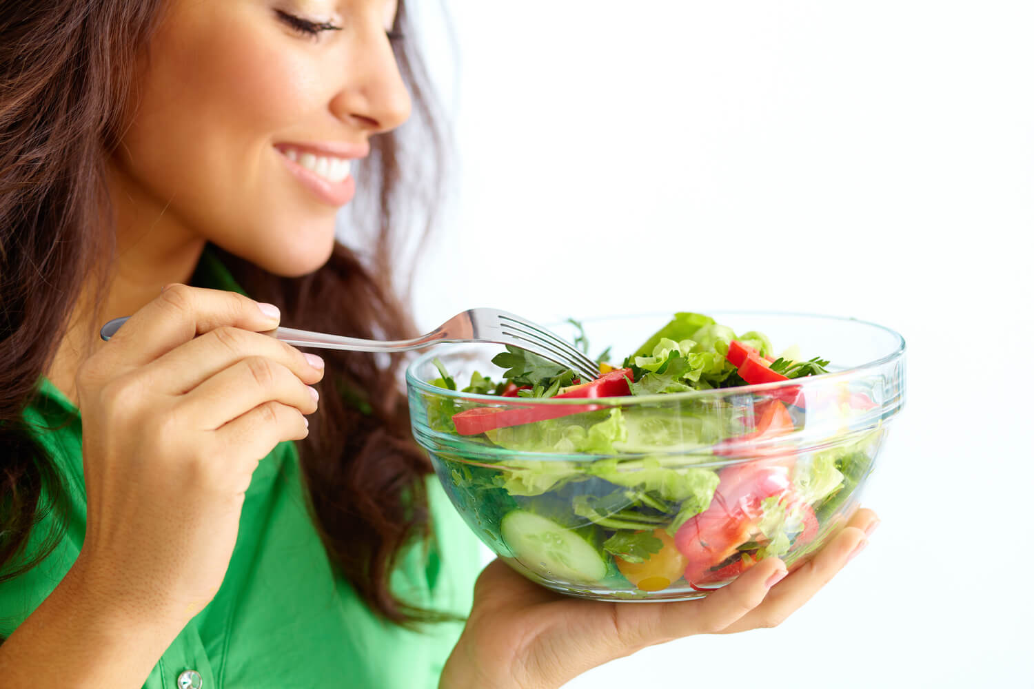 women eating bowl of healthy diet