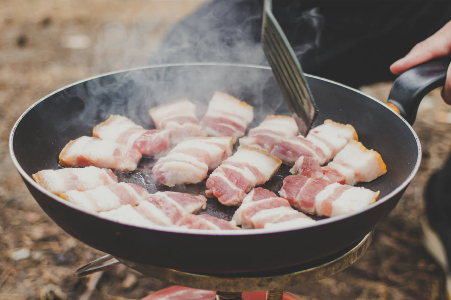 can you eat cold cooked bacon when pregnant