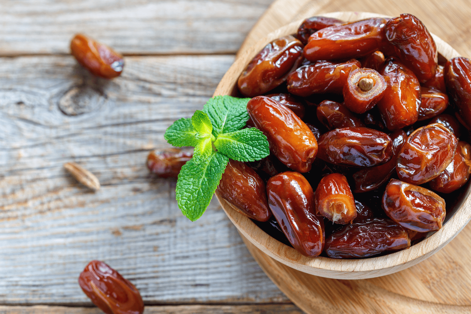 Dates For Babies Health Benefits and Recipes Being The Parent
