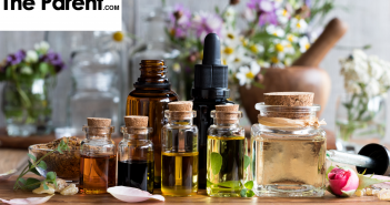 Essential Oils for Breastfeeding Moms – Benefits and Cautionary Tips Essential Oils for Breastfeeding Moms – Benefits and Cautionary Tips