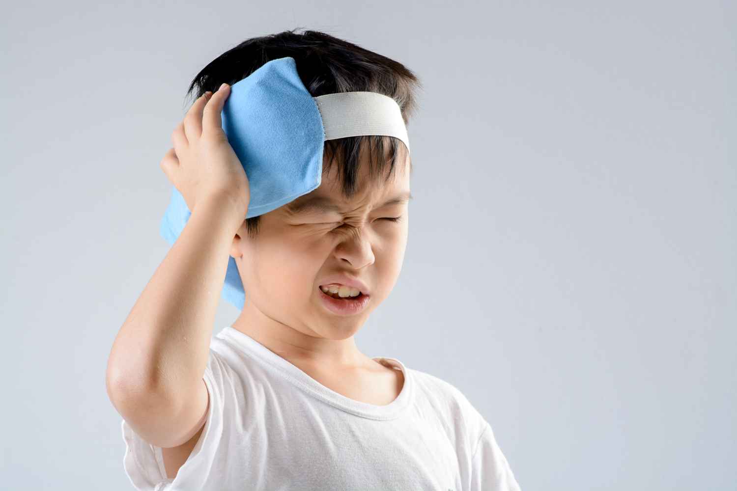 Head Injuries In Children: When To Worry About It? by Dr. Chetan Ginigeri