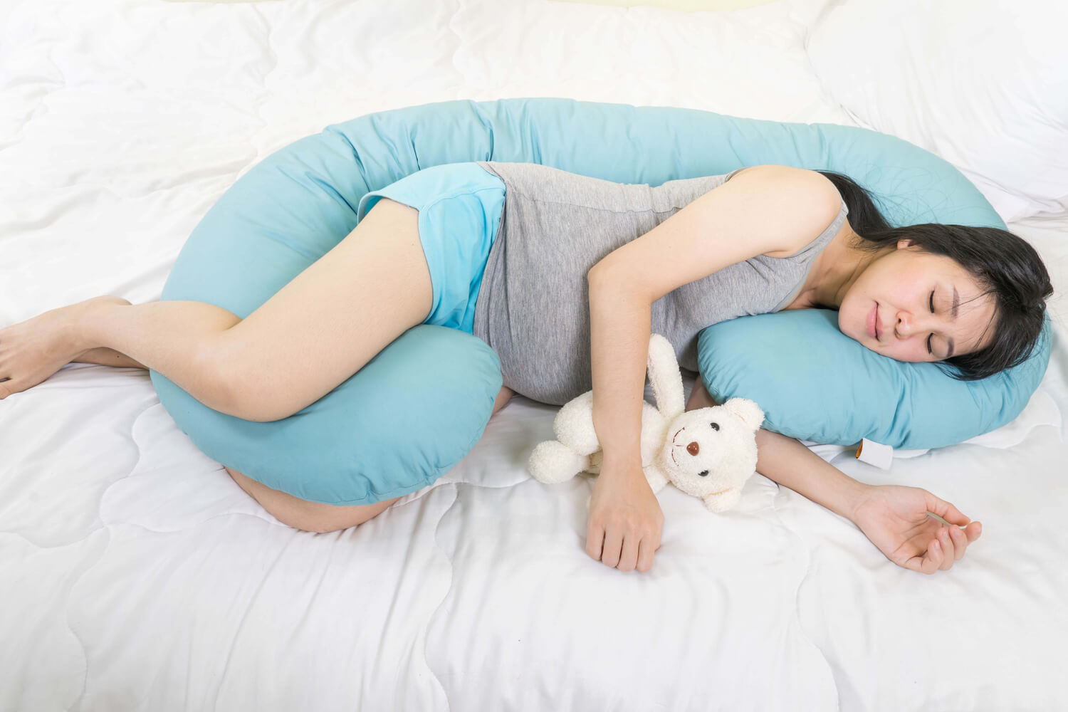 C-Shaped Pillow