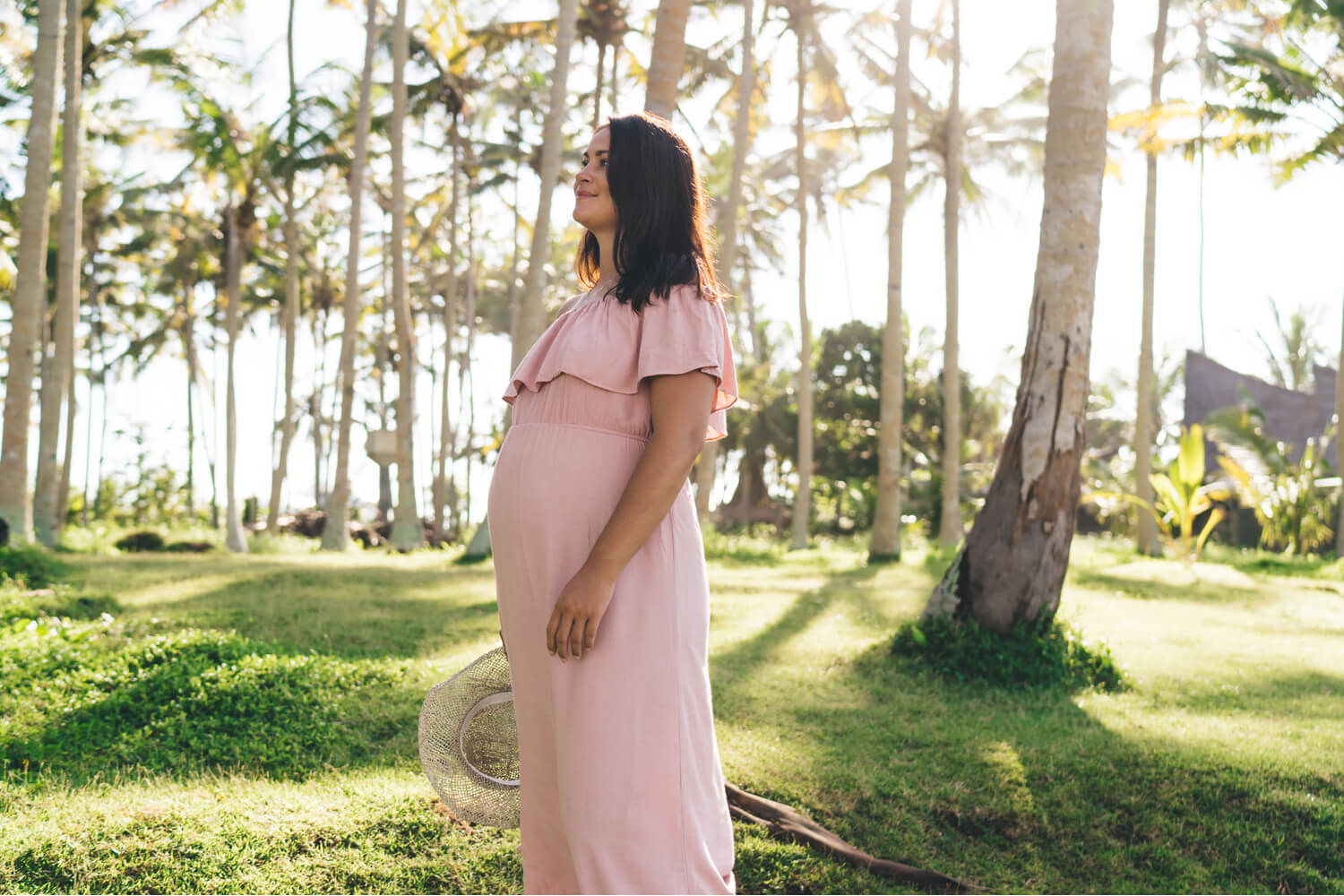 Advantages Of Wearing Maxi Dresses During Pregnancy