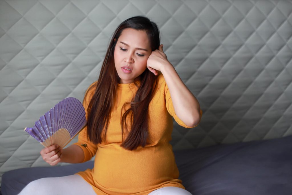 Sweating During Pregnancy Reasons and Remedies Being The Parent