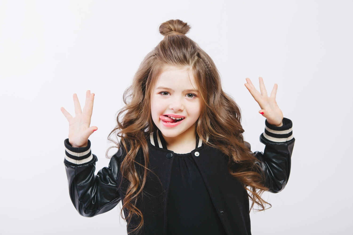 girl with half ponytail with chunky hair tie