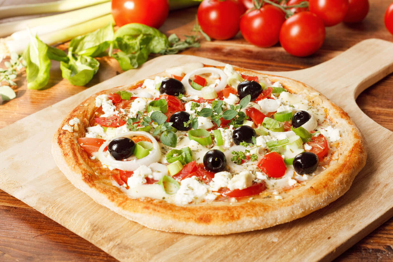 pizza with feta cheese