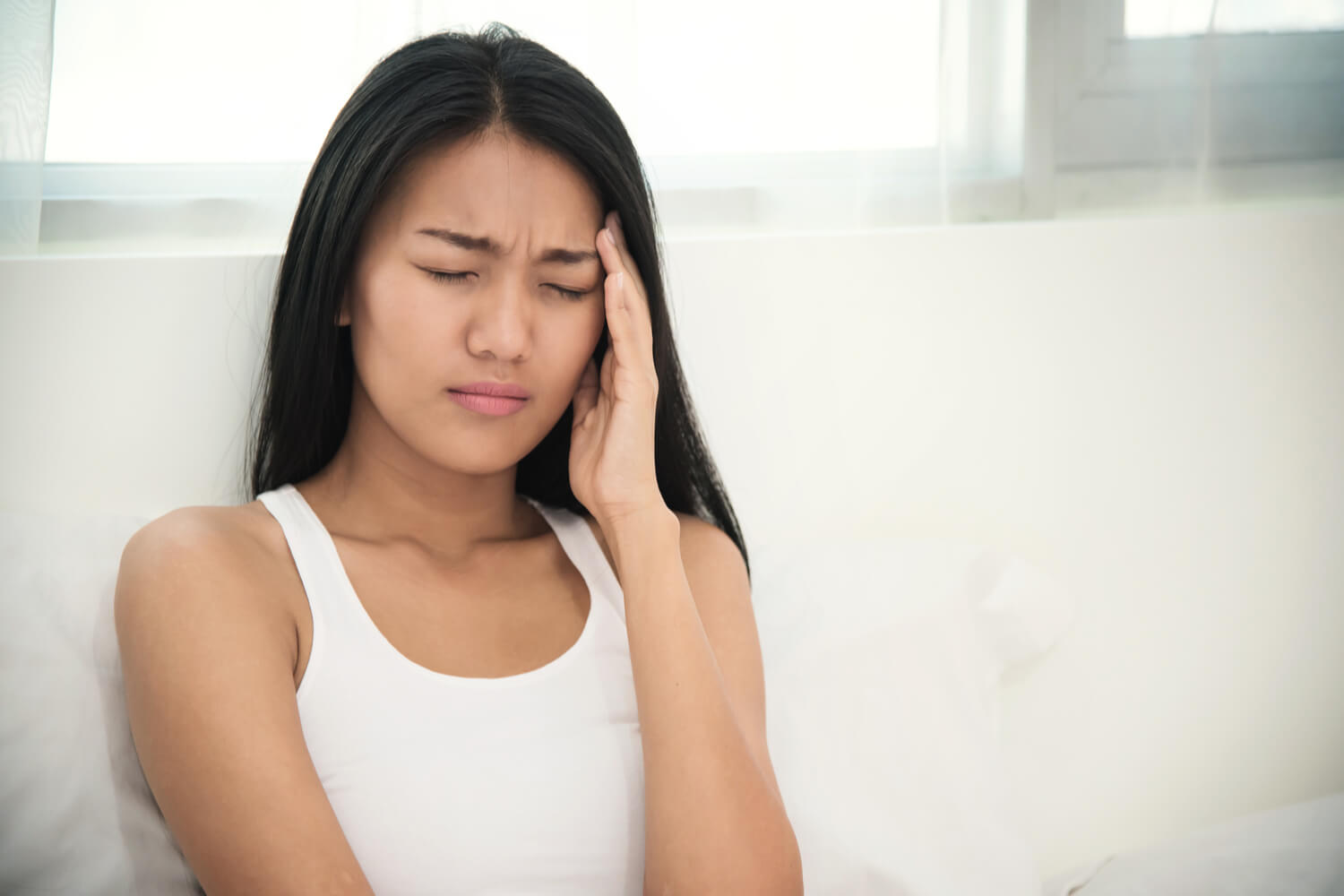 headache in women - signs you are pregnant or not
