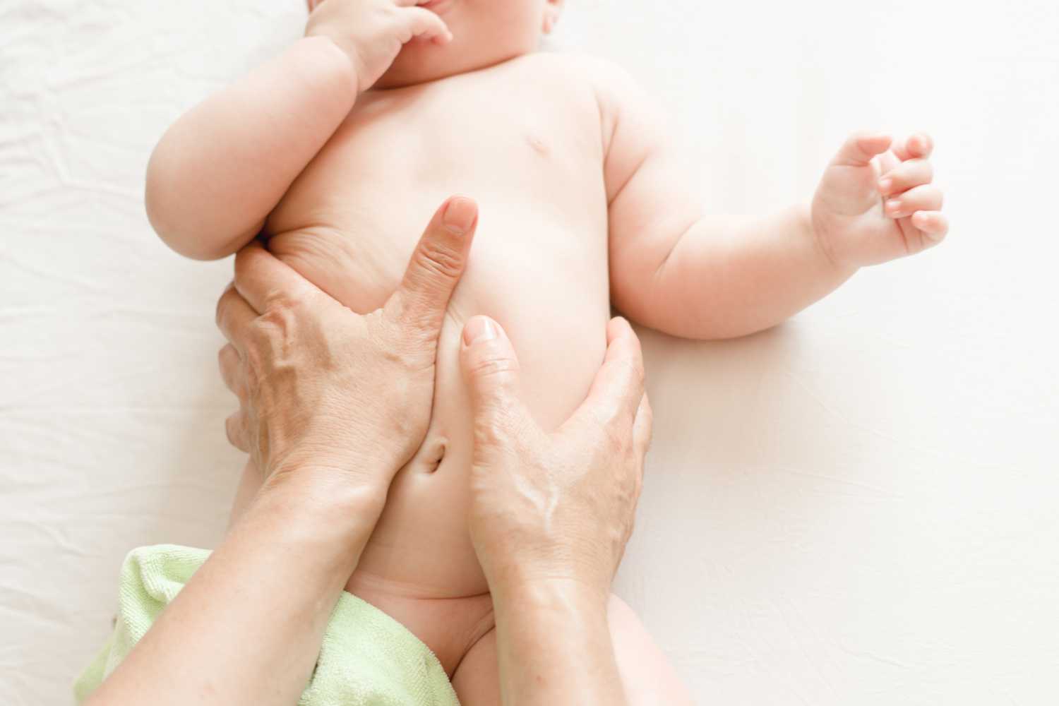 baby massage for colic