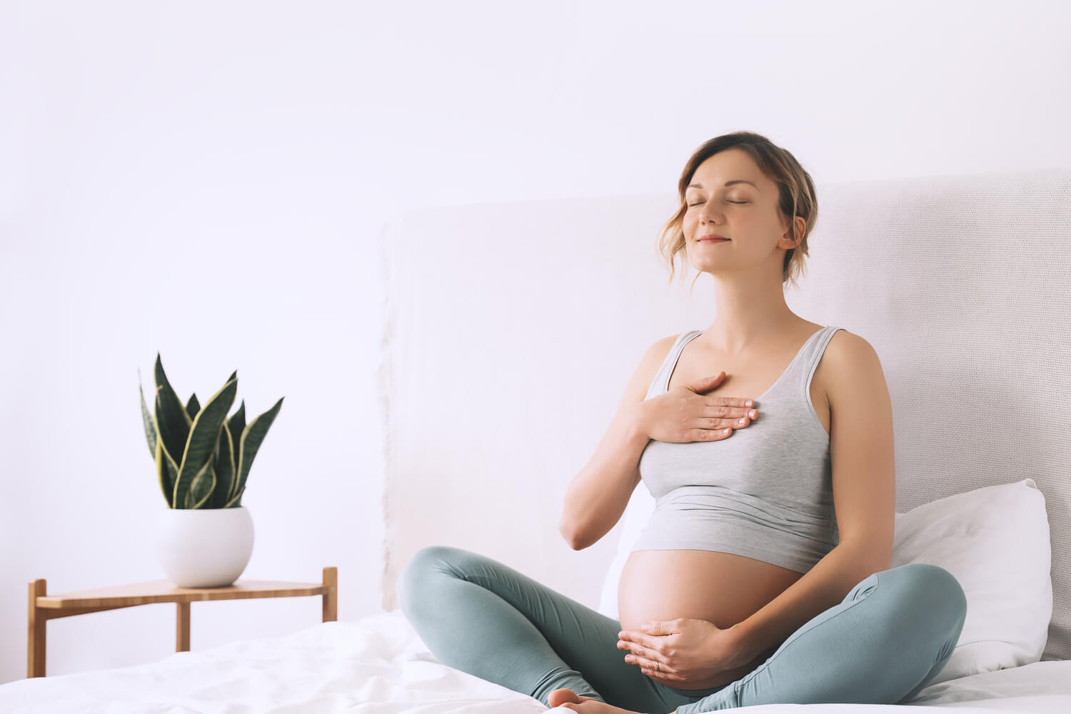 pregnant women breathing