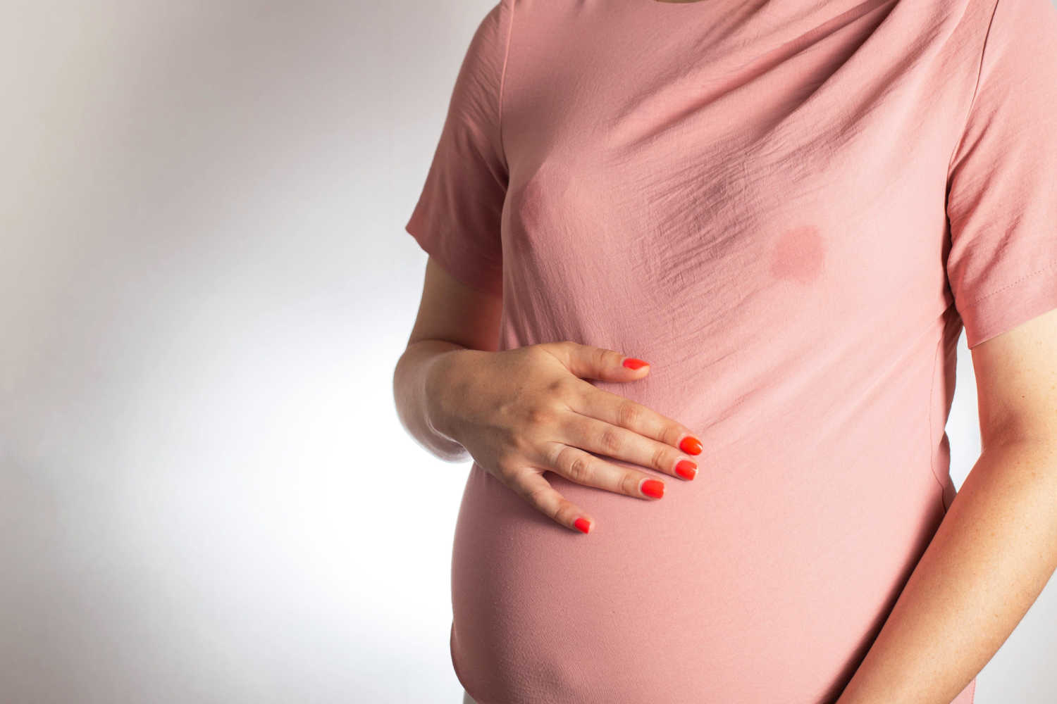 When Will Breasts Start Leaking During Pregnancy_