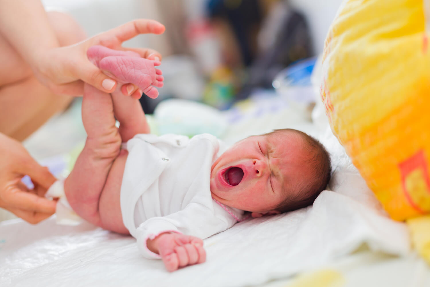Newborn Vaginal Bleeding Causes and Tips to Take Care Being The Parent