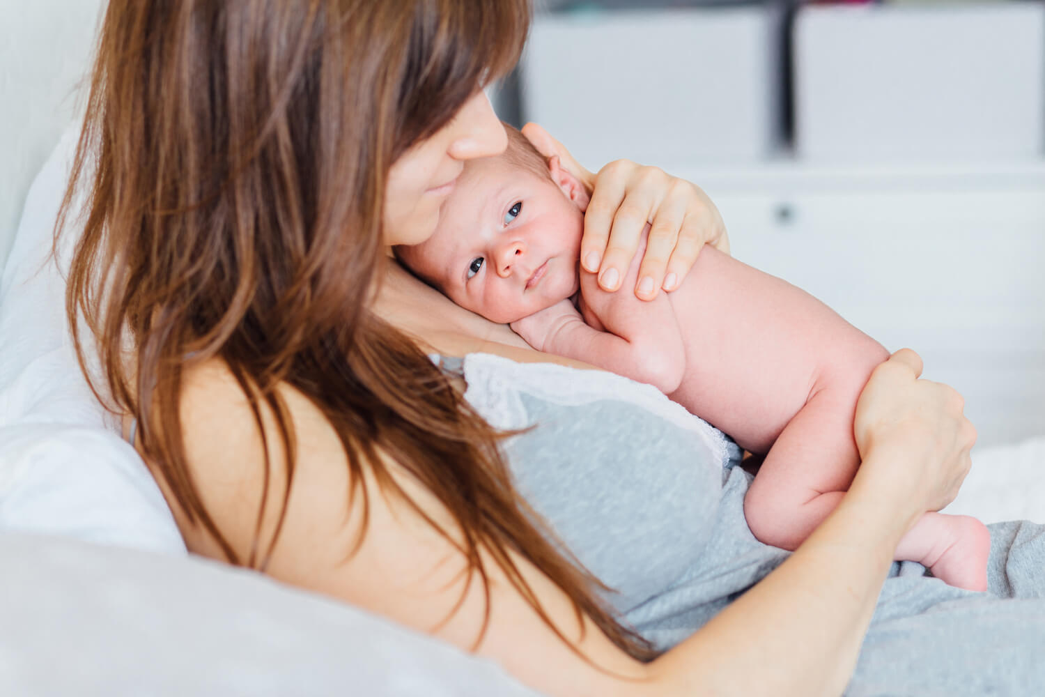 Benefits of Skin-to-Skin Contact With Newborn