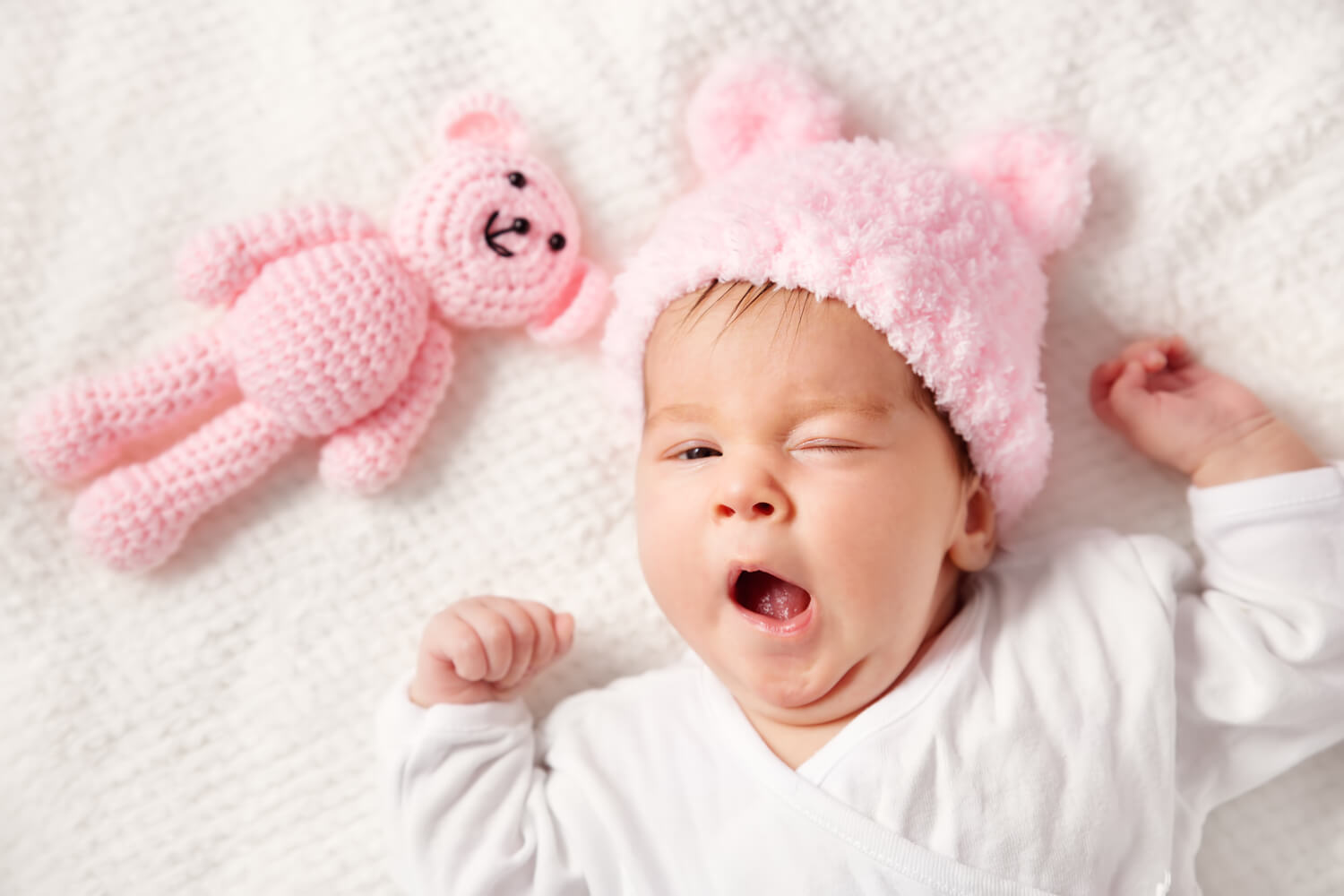 4 Month Old Baby Sleep Schedule Sample Schedule, Problems and Tips