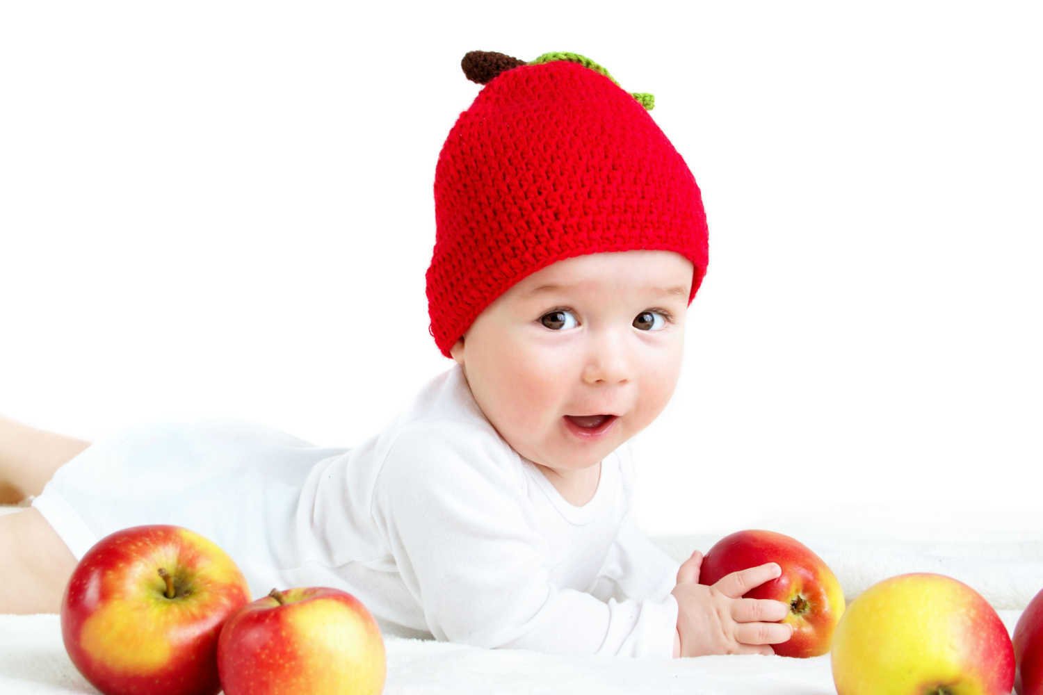 Apple For Babies When to Introduce, Benefits and Precautions Being The Parent