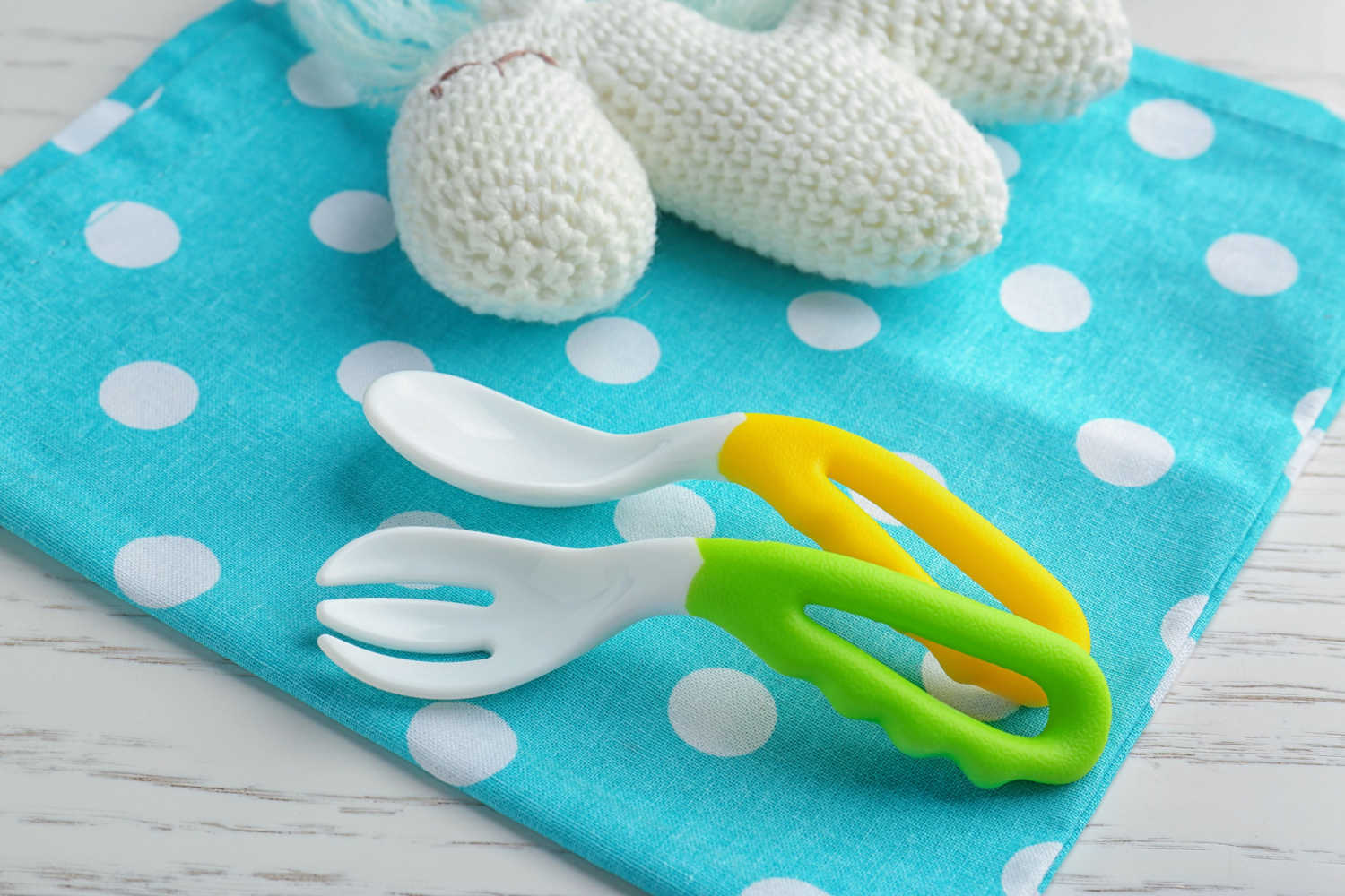 Choose the Right Spoon and Fork For Your Baby
