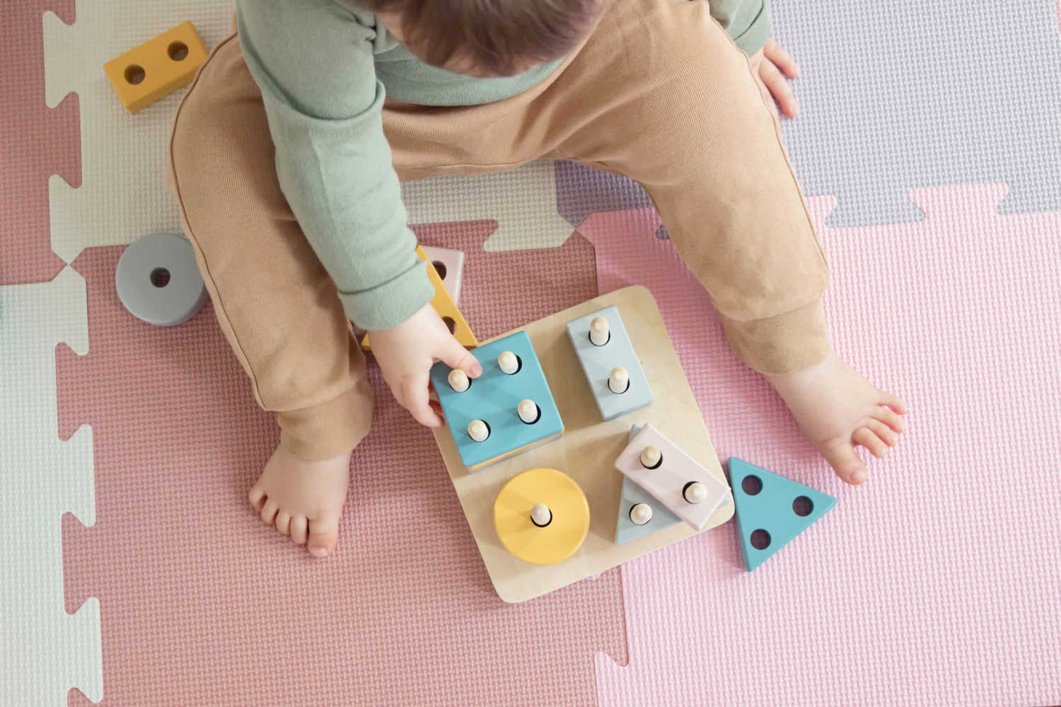 Shape Sorting Toys For Babies How it Helps in Baby’s Development