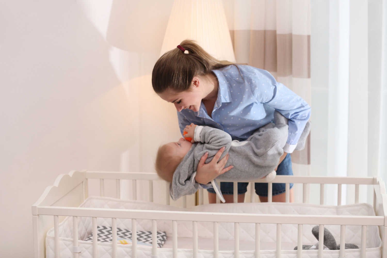 When and How to Stop CoSleeping With Your Baby? Being The Parent