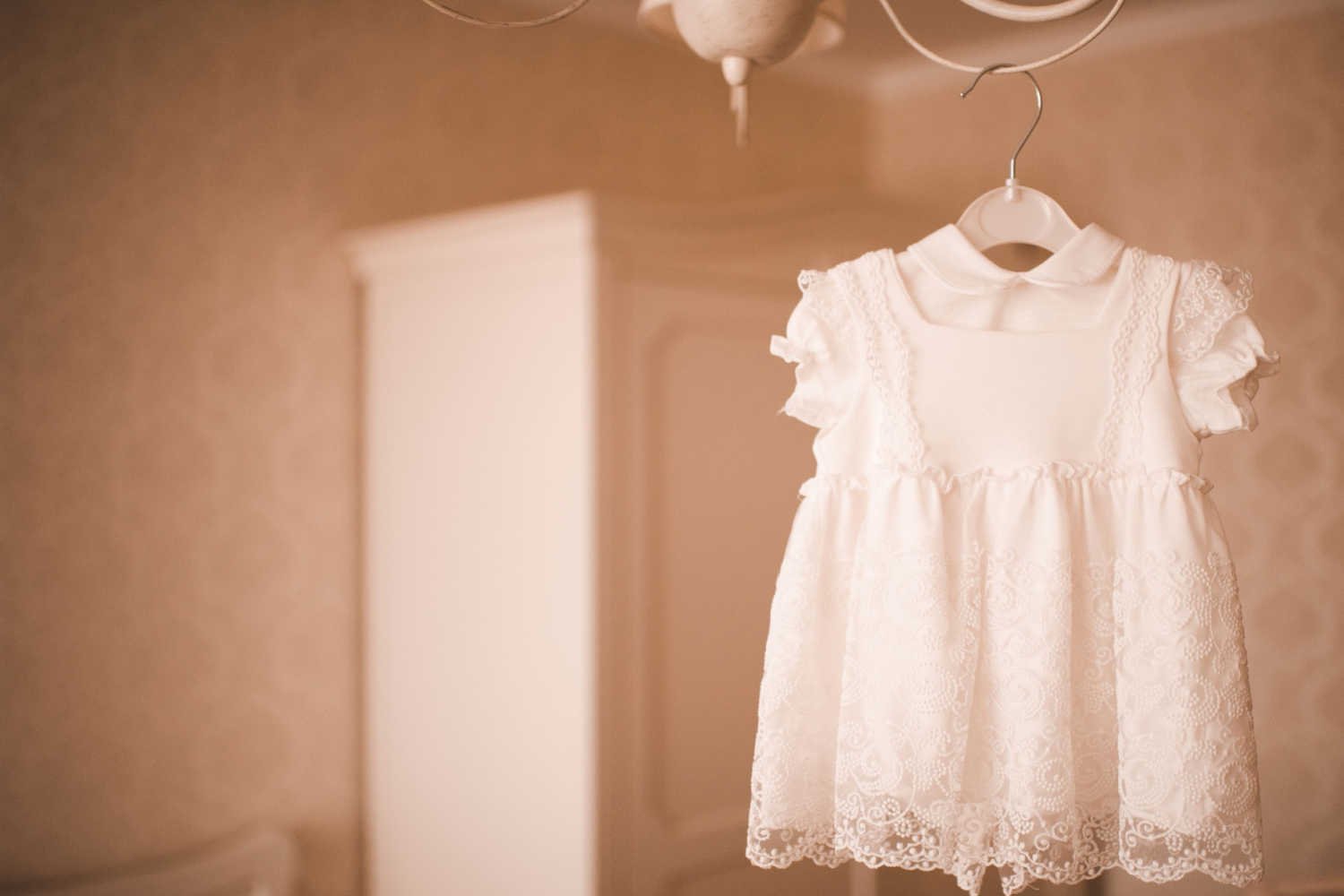 tips for selecting Baby's First Birthday Dress For Girls