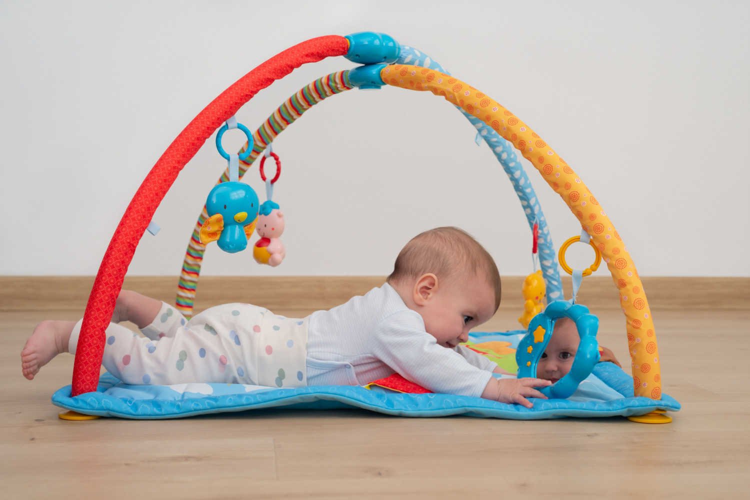 Benefits of Using Play Gyms For Babies