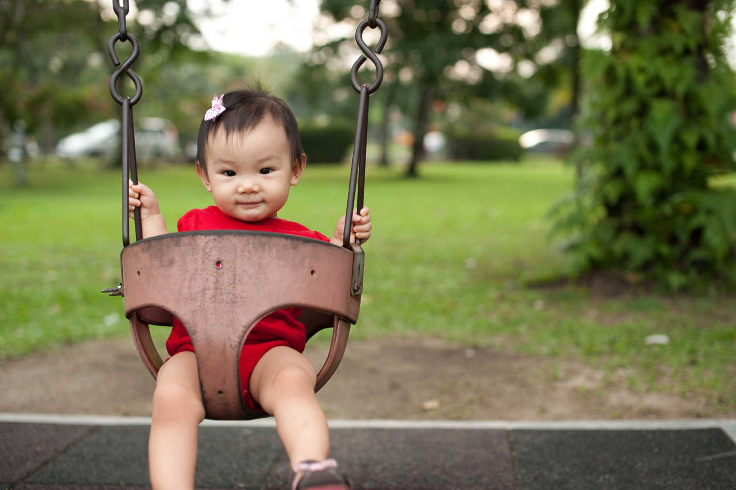 When Should You Introduce Baby Swings to Your Baby