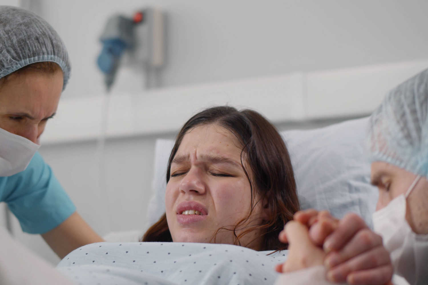 pregnant woman in labor
