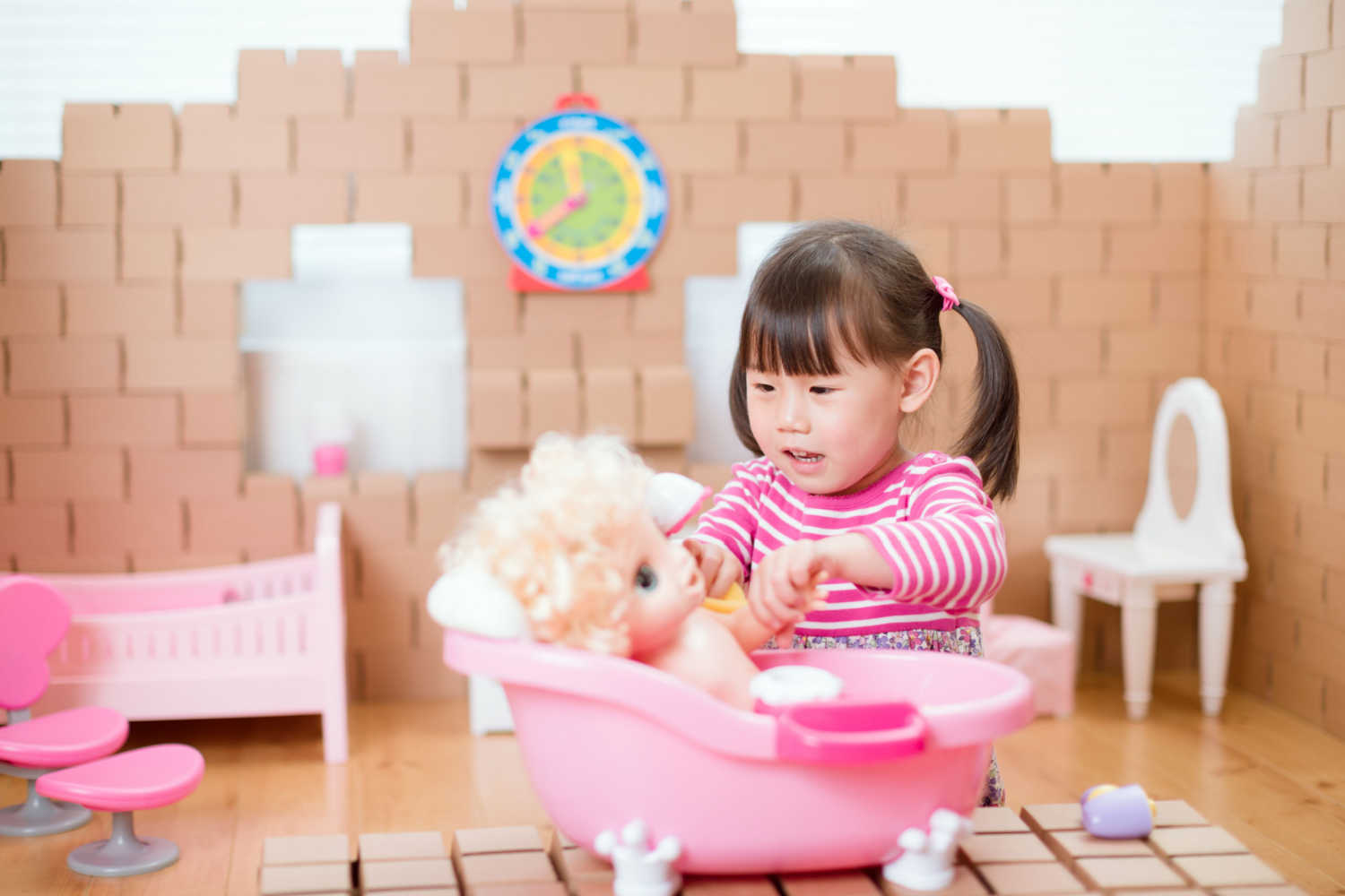 Benefits of pretend play in toddlers