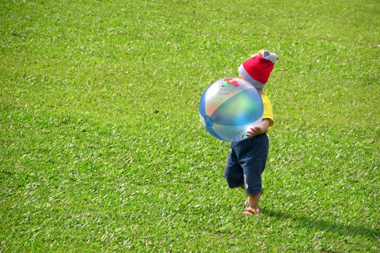 When Do Toddlers Start Kicking Balls? Being The Parent