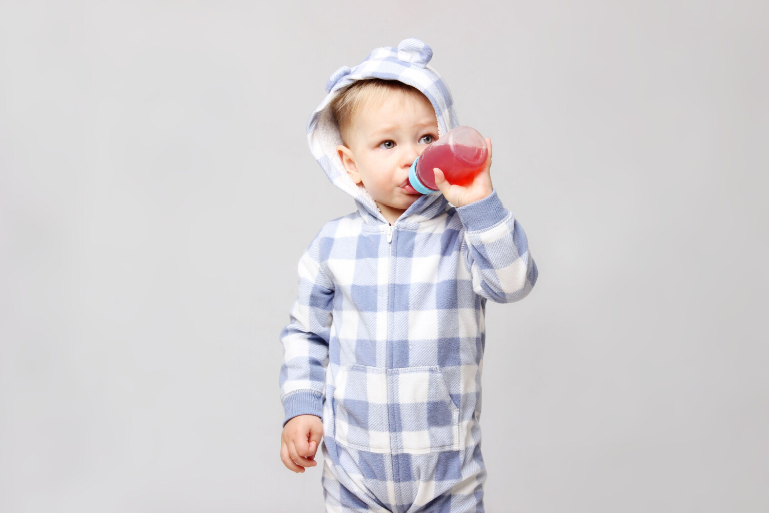 When Should Toddler Stop Using Sippy Cup? Being The Parent