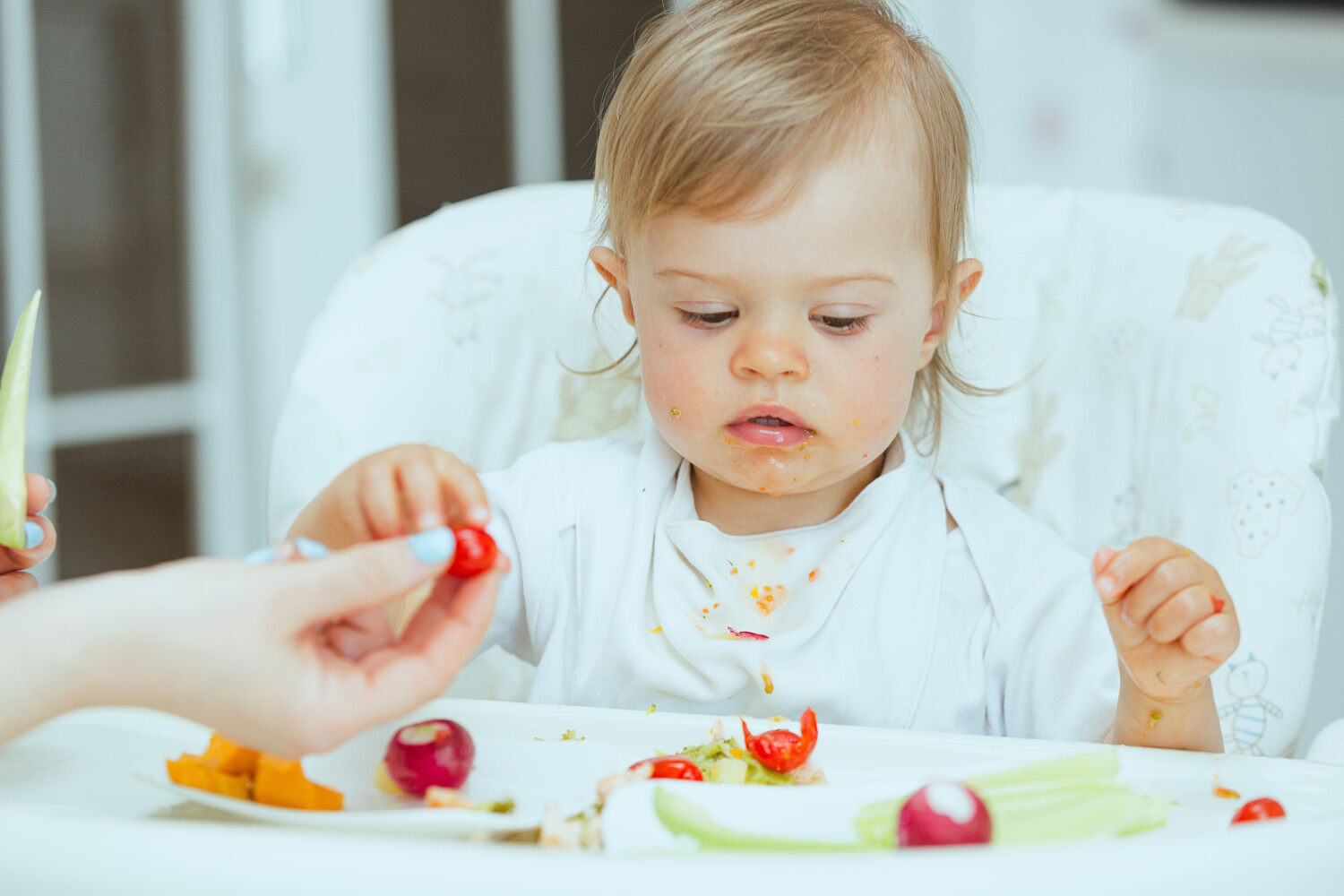 5 ways to teach toddler to eat independently Being The Parent