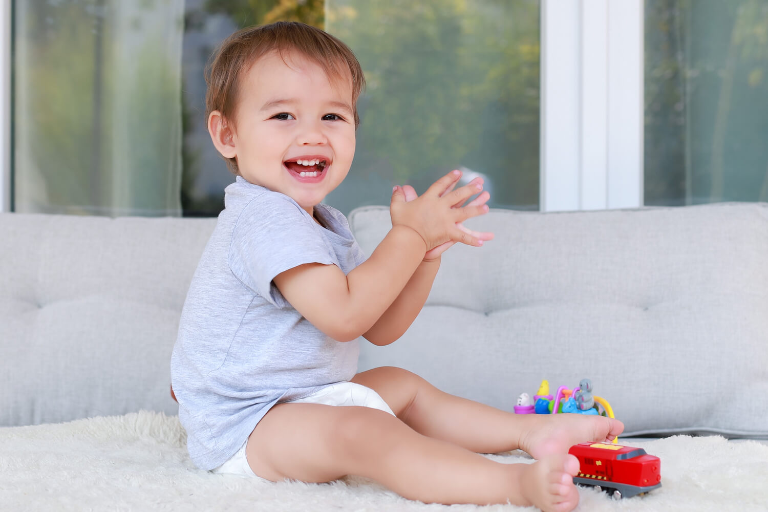 When Do Babies Start Clapping and How to Encourage Them? Being The Parent
