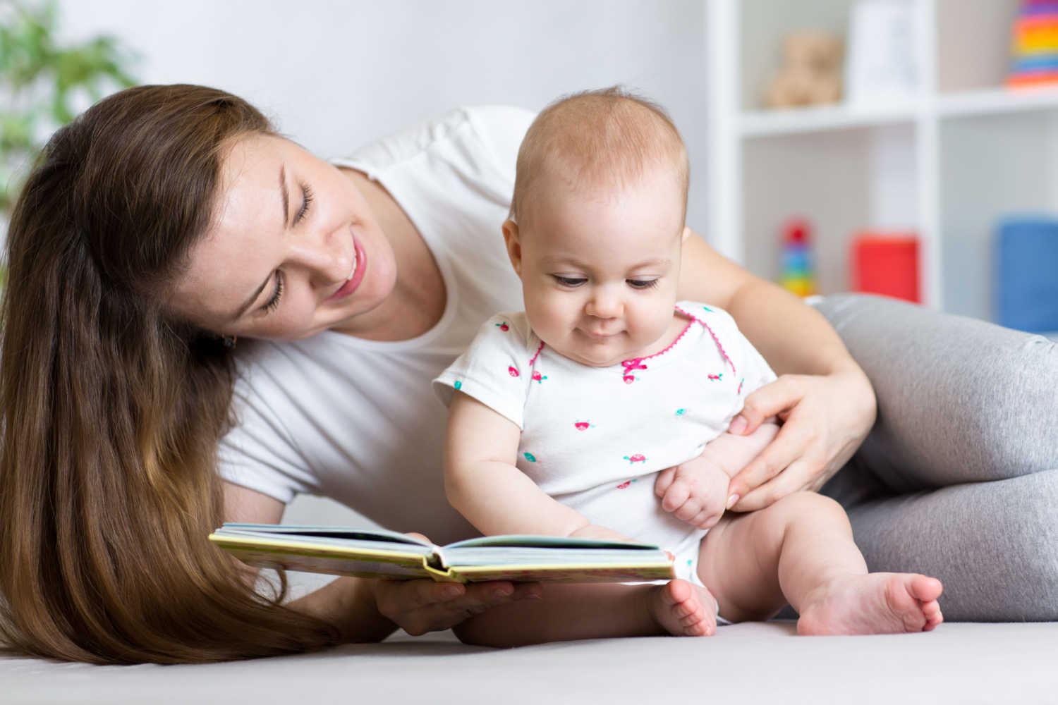 educational activities for 3 month old babies