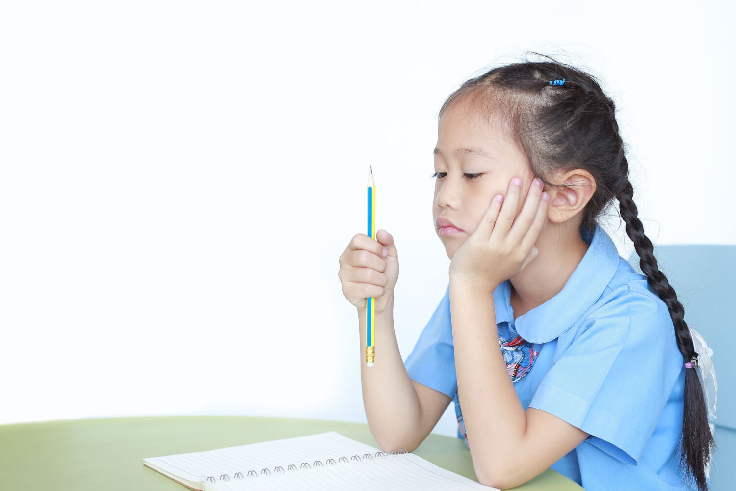 Pencil push ups help eyes to focus better