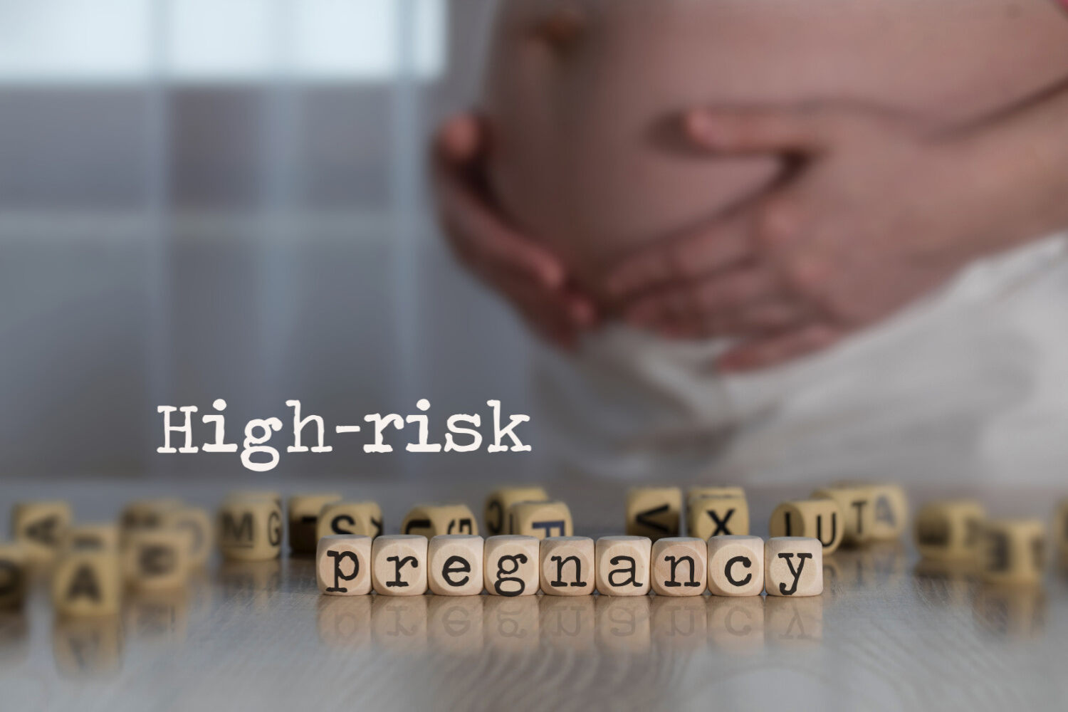pregnant woman high risk pregnancy