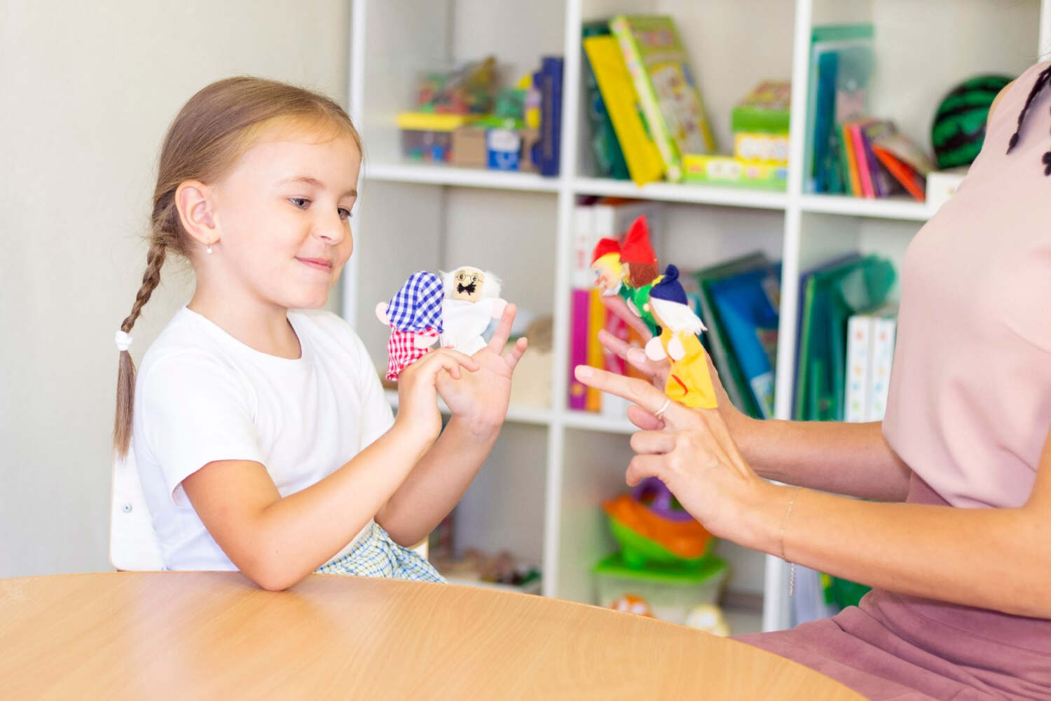 Playing and talking with the kid at home is a simple speech exercise