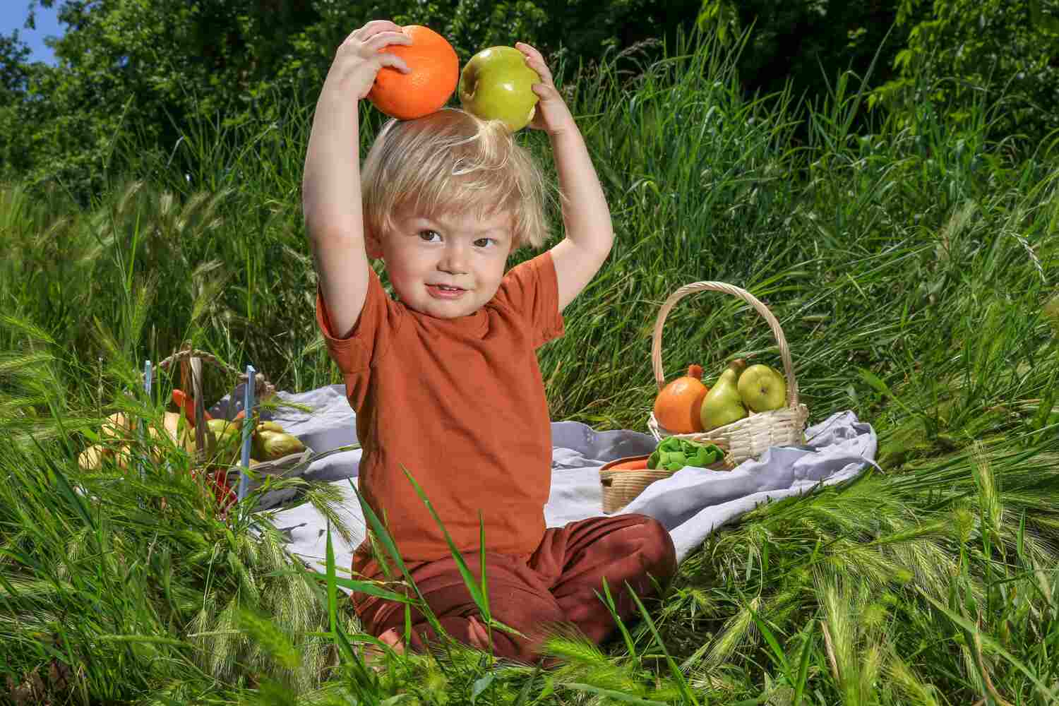 Fruits and vegetables contain nutrients which help build immunity in toddlers