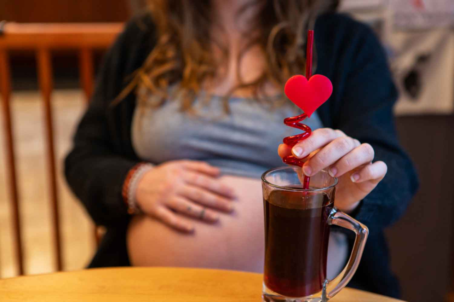 pregnant woman cranberry juice