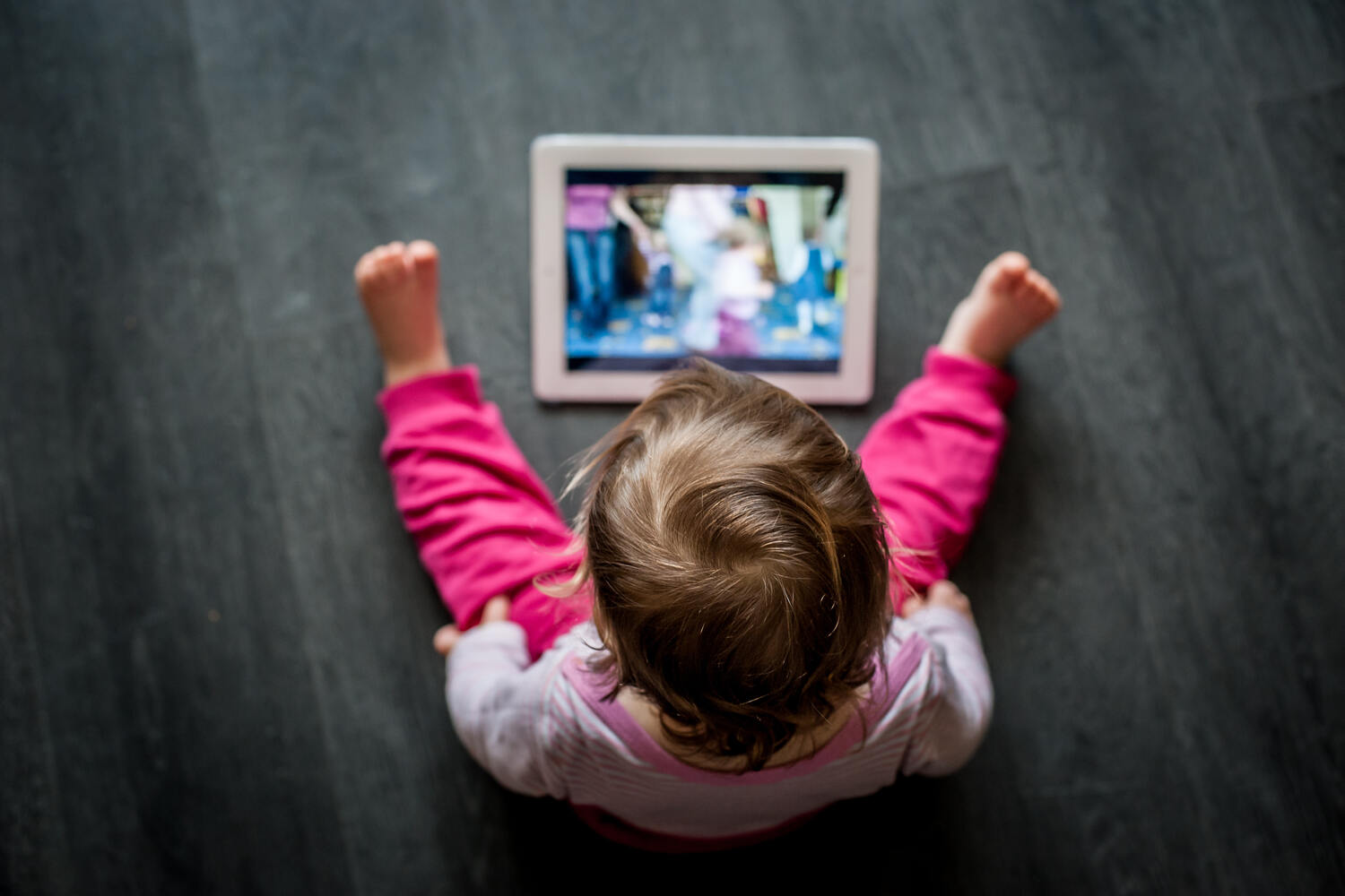 Toddlers should have less screen time and more physical activity