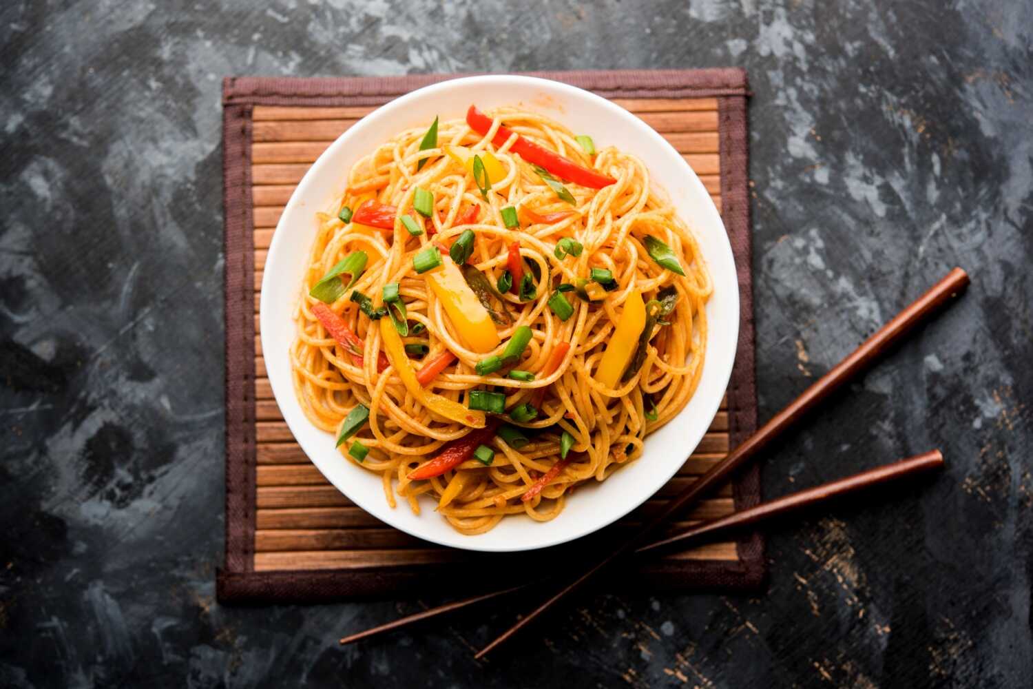 A bowl of vegetable noodles