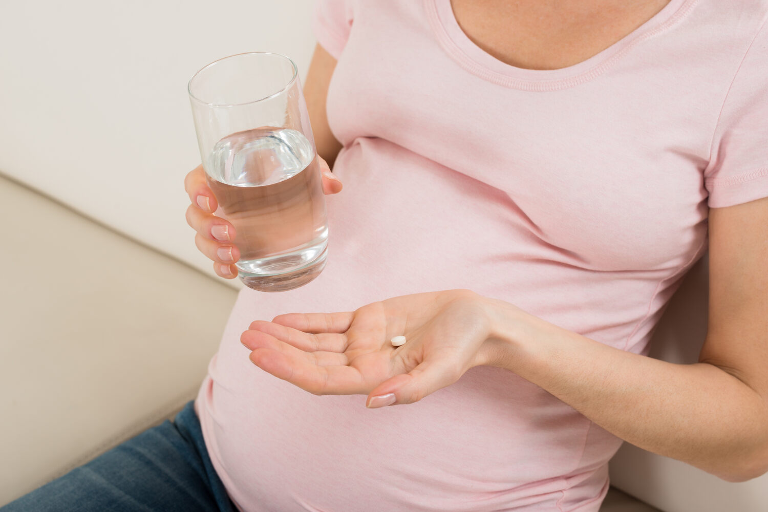 Can You Take Benadryl (Diphenhydramine) While Pregnant_