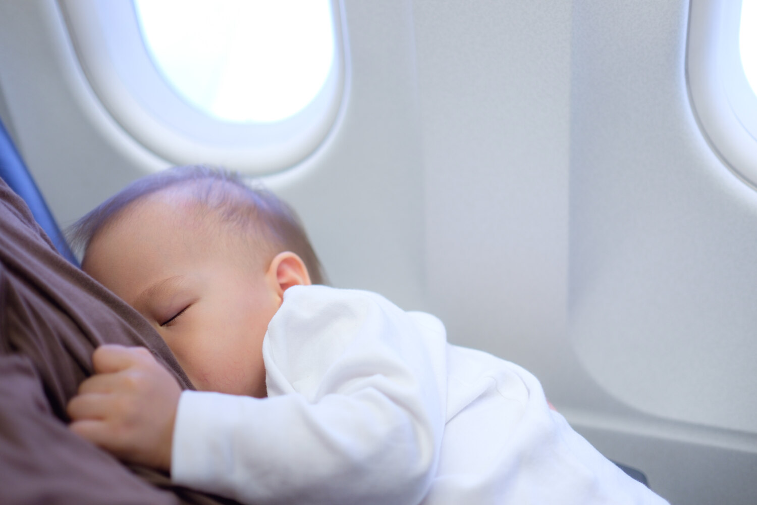 Feeding baby during landing and takeoff